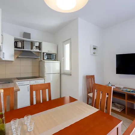 Apartment Vesna *